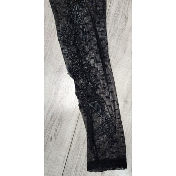 NEW Black Sheer Stockings With Embroidered Legs And Polka Dots Size S - Picture 10 of 10